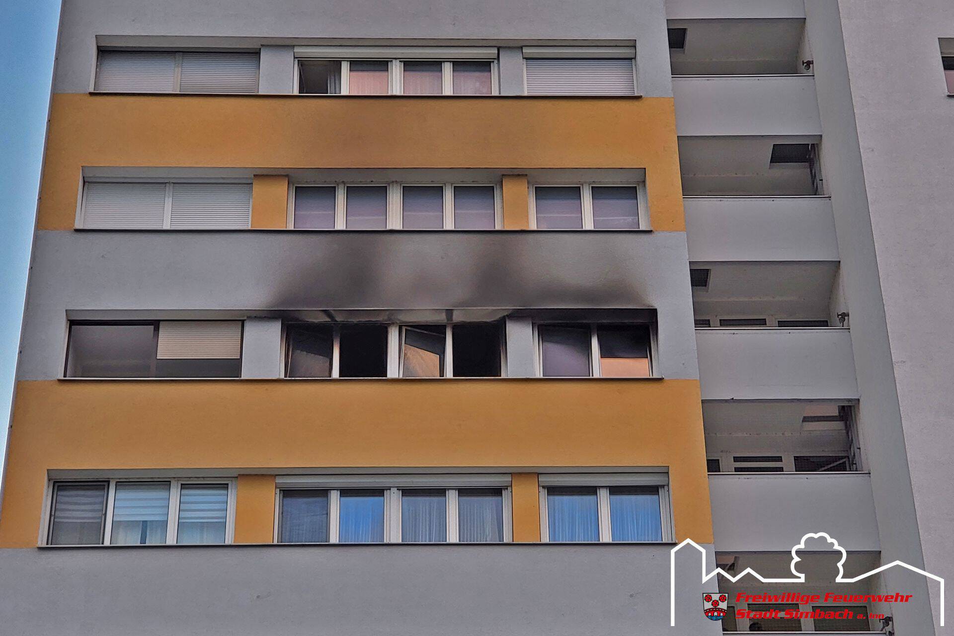 Wohnungsbrand in Hochhaus 03.07.2022 (16)