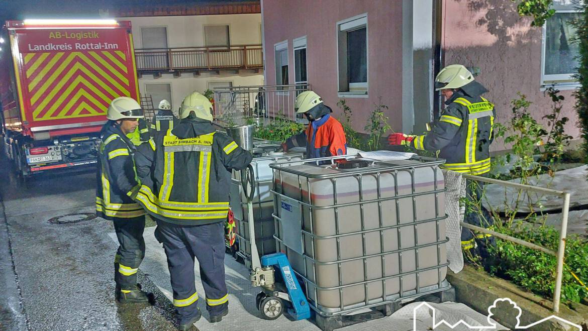 15.08.2023 – Heizöl in Keller: Anforderung Ölwehrzug