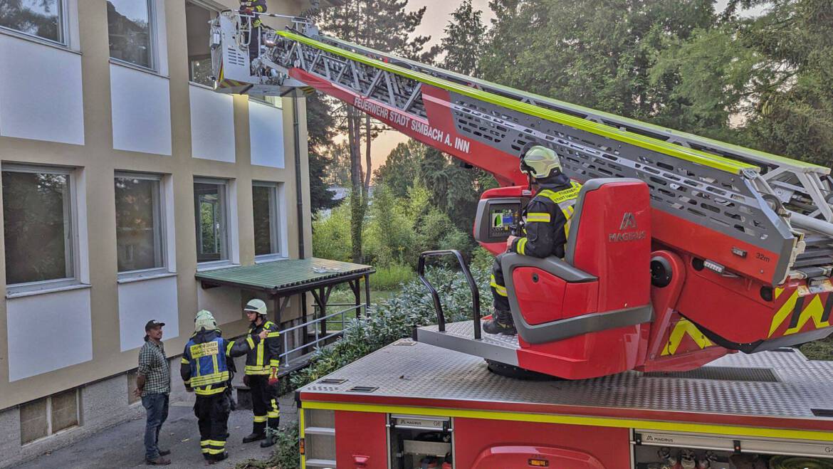 Acht Personen bei Zugübung gerettet