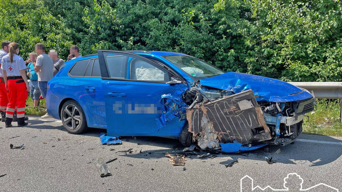 03.07.2025 – Verkehrsunfall mit PKW und LKW
