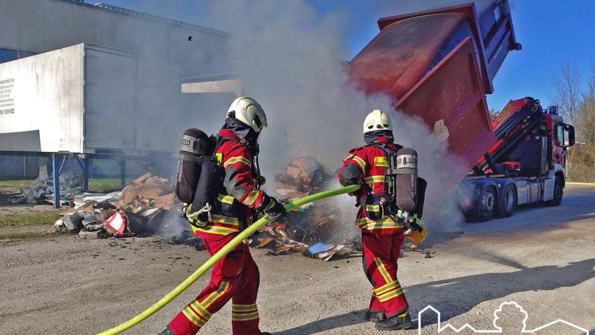 08.04.2026 – Brand eines Presscontainers