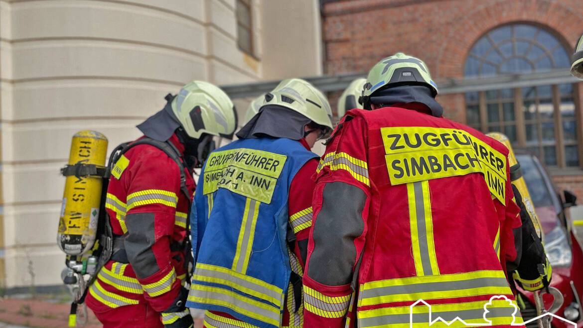 Einsatzübung am Bürgerhaus: PKW-Brand in Tiefgarage
